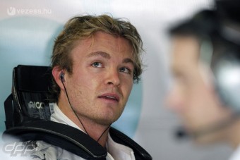 F1: Elkerülhetetlenül repült Rosberg
