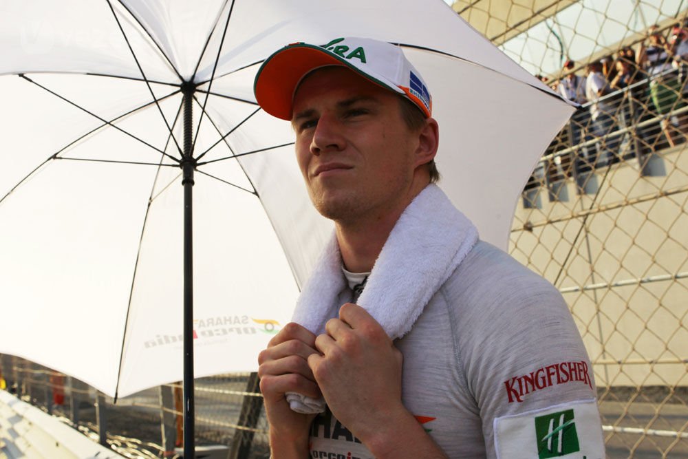 F1: Räikkönen győzött a káoszfutamon 32
