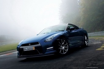 Még gyorsabb a Nissan GT-R