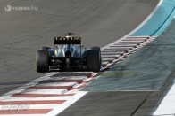 F1: A McLarené az első tesztnap 33