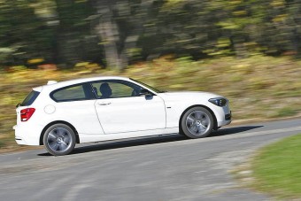 Mit tud ma egy 102 lóerős BMW?