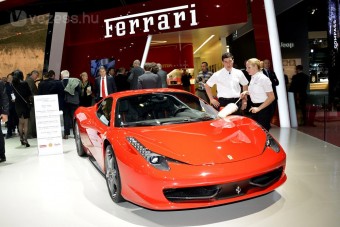 500 milliárdos bevétel a Ferrarinál