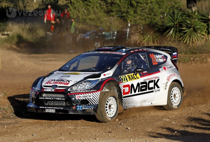 Loeb az élen a spanyol időmérőn 39 Loeb az élen a spanyol időmérőn 39