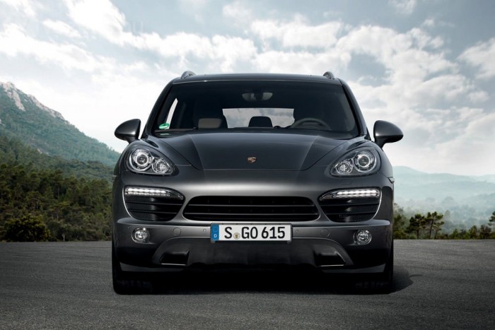 Letaglózó Porsche V8-as dízellel 7 | Vezess Bevezetésekor, 2002-ben nagy felhördülést váltott ki. Azóta elkelt belőle nagyjából félmillió