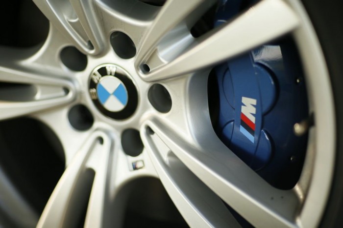 27 helyre odabiggyesztették: M