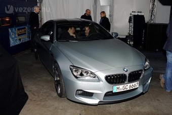 BMW M6 négy ajtóval is