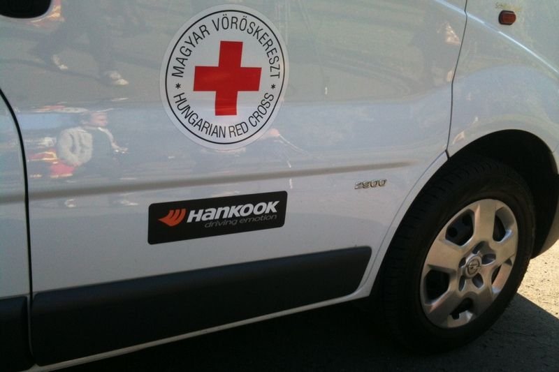 Hankook téli gumikon futhat több száz mentős, katasztrófavédelmes autó