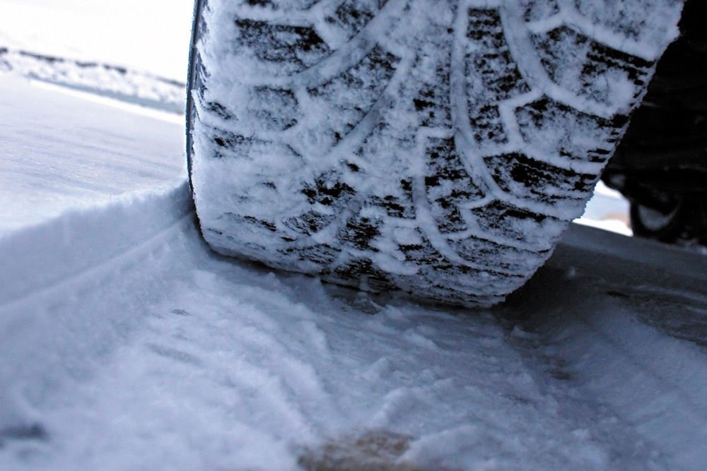 Hazánkat egyedül Szerbia, Horvátország és Ukrajna irányába lehet téli gumi nélküli autóval elhagyni. A téli abroncs nemcsak nyugaton kötelező egyre több országban