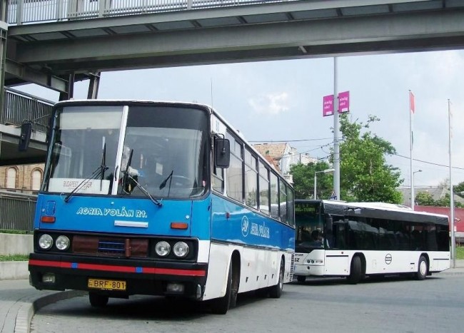 A fotó illusztráció. Völner Pál szerint városi közlekedés fejlesztésre szorul.