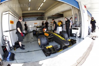 F1: A Pirelli nem tudta megfogni Schumit