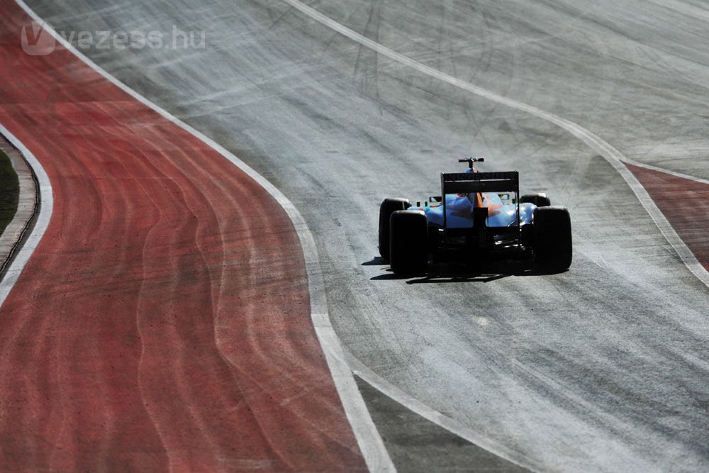 F1: A Pirelli mellényúlt a gumikkal 10