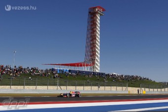 F1: Vettel behúzta a pole-t, Alonso bajban