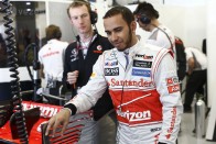 F1: Megrovás Webbernek, Alonso hiába panaszkodott 53