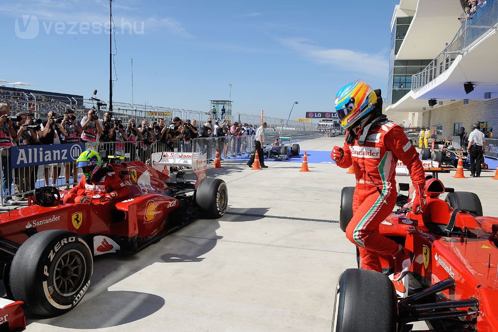 F1: Megrovás Webbernek, Alonso hiába panaszkodott 29