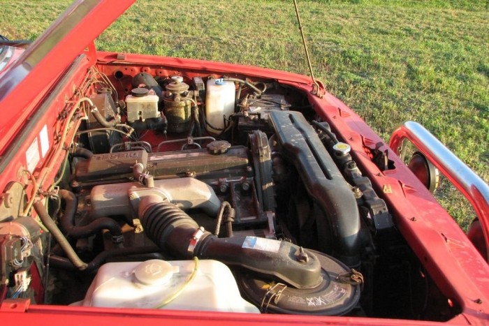 Gyönyörű, átlátható, könnyen szerelhető, még a műanyagkorszak előttről származik