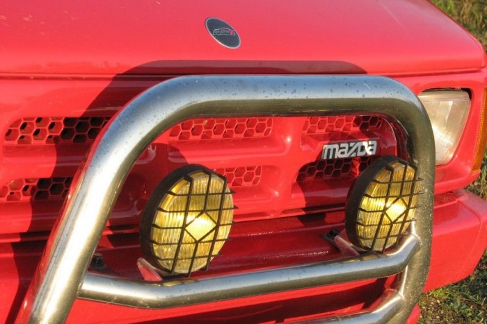 Jó, tudom, hogy bazári, a ködlámpák meg be sincsenek kötve, de vesszek meg, ha leszerelem!