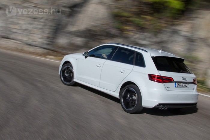 Az igényesebb futóművel nagyon jó kanyarogni az A3-ban