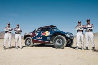 Sainz buggyval a Dakaron 12