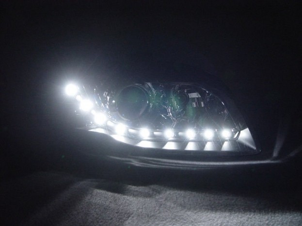 Ideális mindenes egymillióért 6 | Vezess Ma már a divat diktál, a lámpák egyedi alkotások, de fényerejük nem áll egyenes arányban a szépségükkel