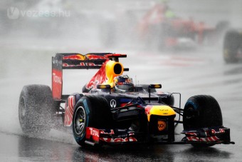 F1: Káoszfutamon dőlhet el a bajnokság