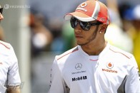 F1: Rendőri kíséret a McLaren-pilótáknak 41