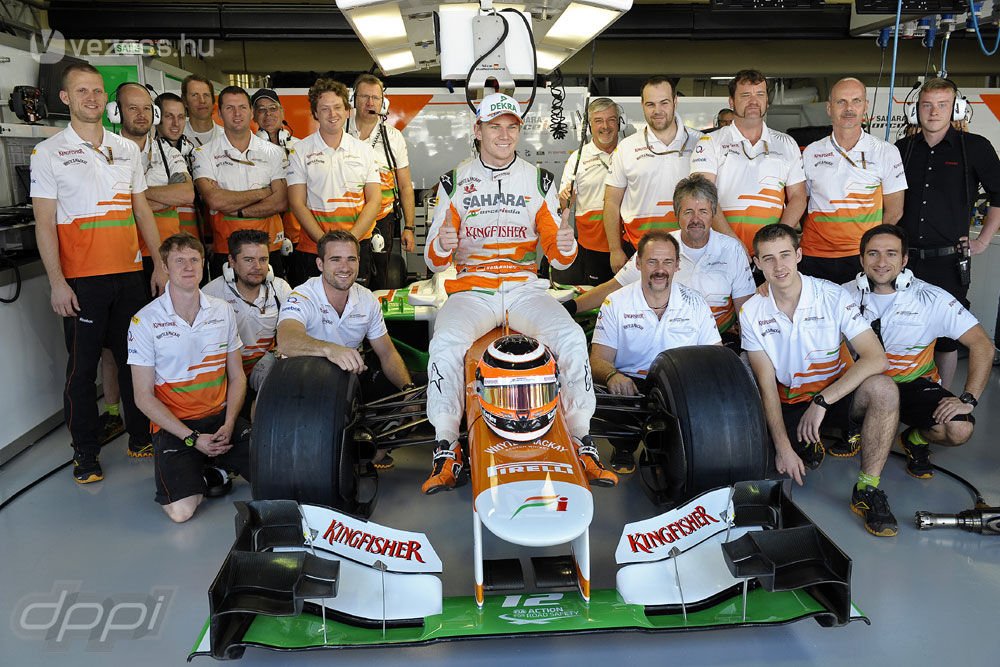 F1: Rendőri kíséret a McLaren-pilótáknak 11