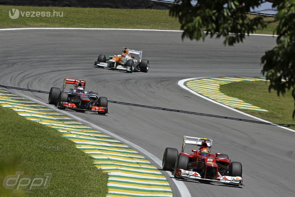 F1: Ráncfelvarrás kéne a brazil pályának 16
