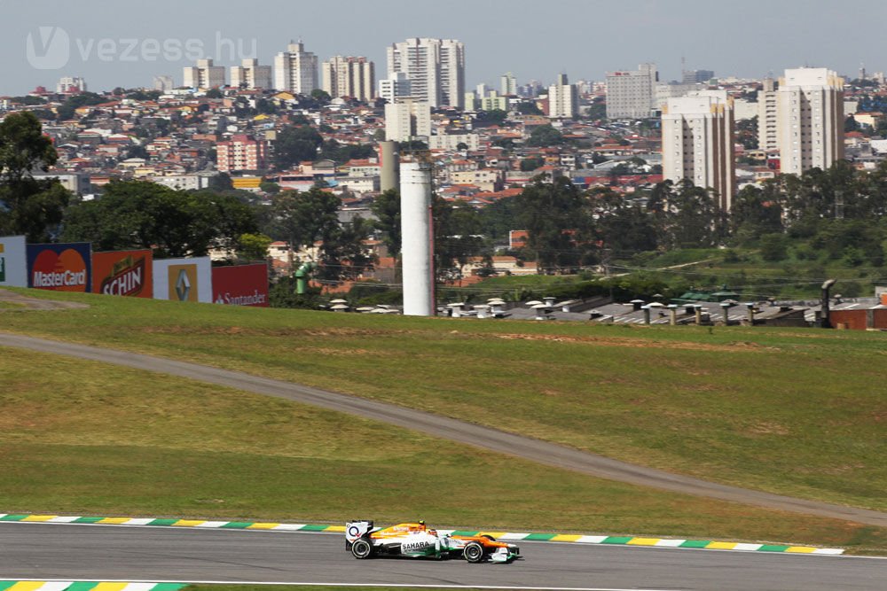 F1: Ráncfelvarrás kéne a brazil pályának 17