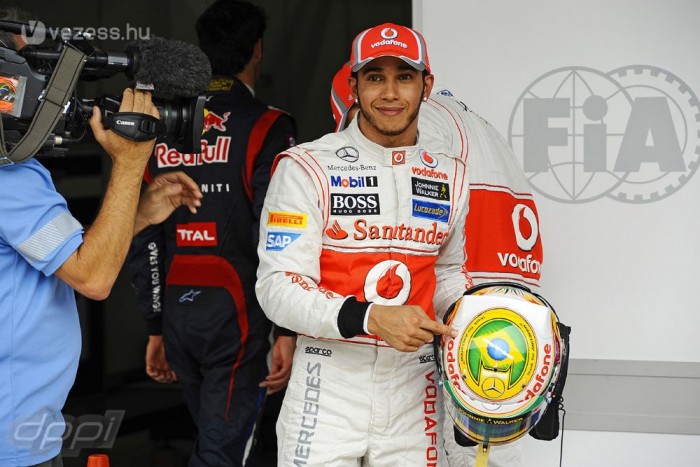 F1: Hamiltont már 2014-re visszavenné a McLaren 1