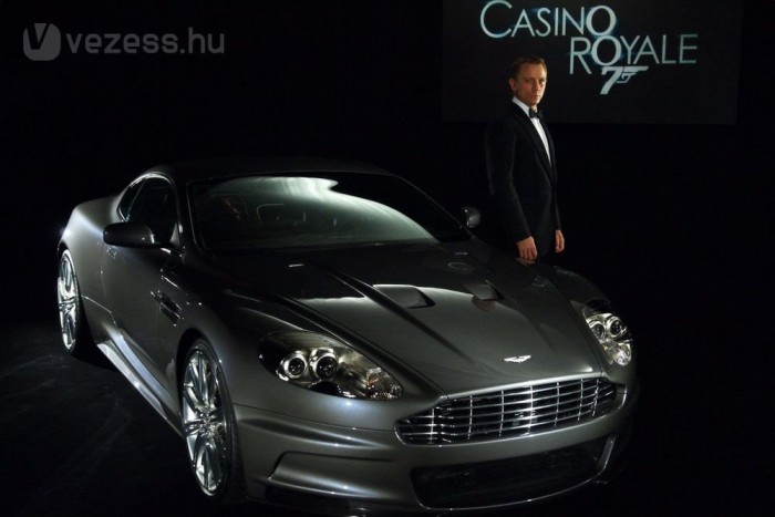 Harc James Bond autógyártójáért