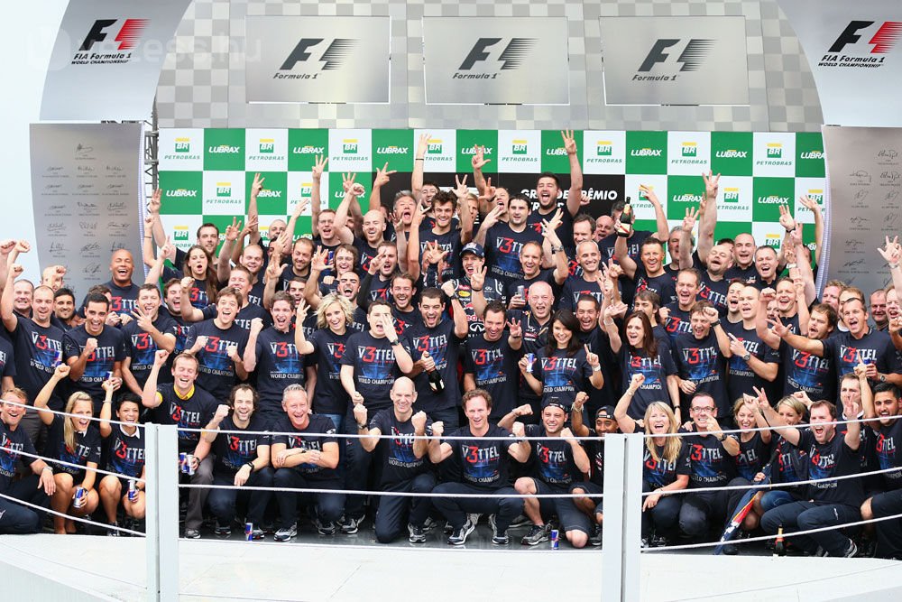 F1: 3,5 milliót kap minden Red Bull-csapattag 46
