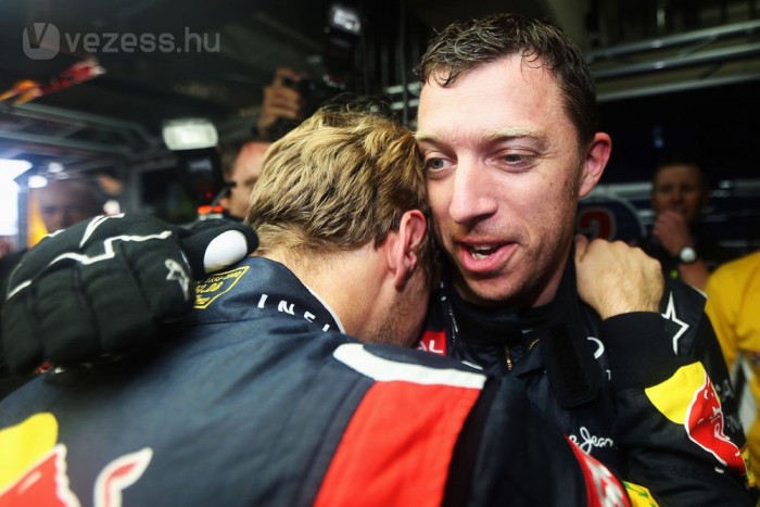 F1: Vettel némán sírdogált 2 F1: Vettel némán sírdogált 2