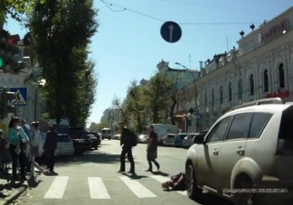 Sokkoló gázolás a zebrán