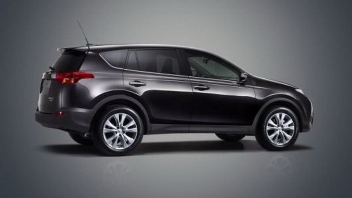 Itt az új Toyota RAV4 25 Itt az új Toyota RAV4 25
