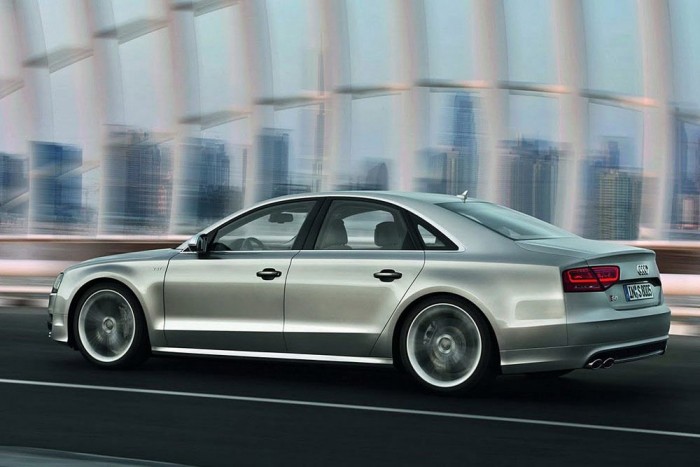 Csaknem 14 millióval olcsóbb nagy riválisánál