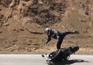 Időutazás motoros balesetekkel