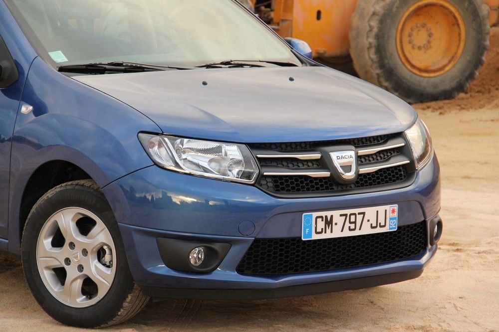 A Dacia új arca. Vesszek meg, ha nem tetszik - nem csak egyszerűen kibírható, kifejezetten modern és pofás