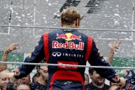 F1: Vaklárma volt a szabálytalan Vettel-előzés? – videó 7