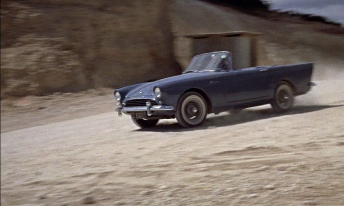 A Dr. No első autós szerepét a Sunbeam Alpine kapta meg