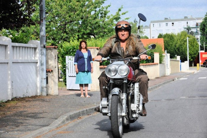 Ittasan motorozott a Depardieu