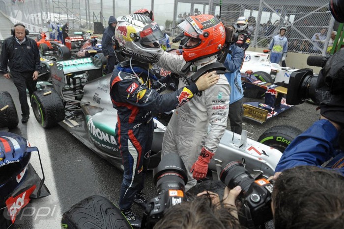 Schumacher gokartokat tesztel majd 1