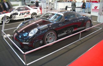 Bugattinál is gyorsabb Porsche