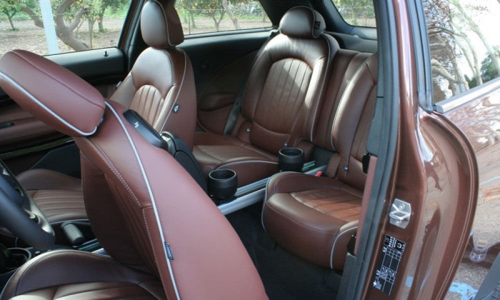 Használható játékszer gazdagéknak 7 | Vezess Csak kétszemélyes hátul, de pazar