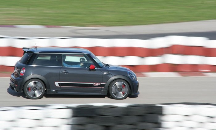 Használható játékszer gazdagéknak 8 | Vezess Pályára termett