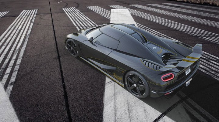 Százados a Koenigsegg 5