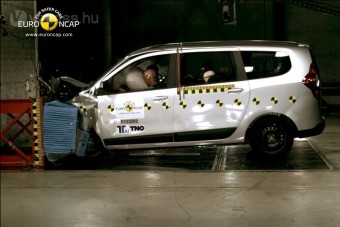 Háromcsillagos román családi batár