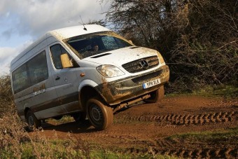 Két díj is jutott a Mercedesnek