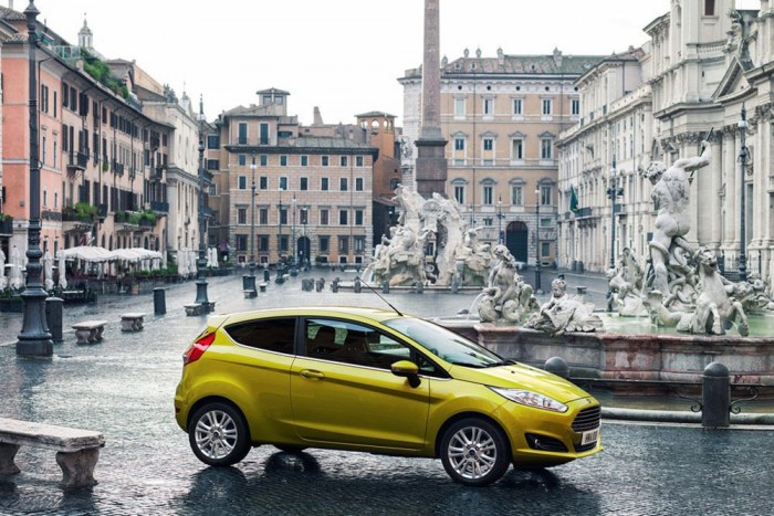 Magyarul is beszél a Ford Fiesta 4