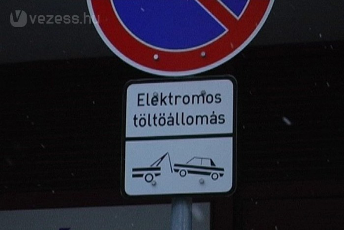 Kedvez a villanyautóknak Miskolc 5