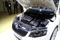 Összesen nyolc motorral készül majd az Octavia, a legtakarékosabb dízelre 3,4 literes fogyasztást ígérnek a gyáriak